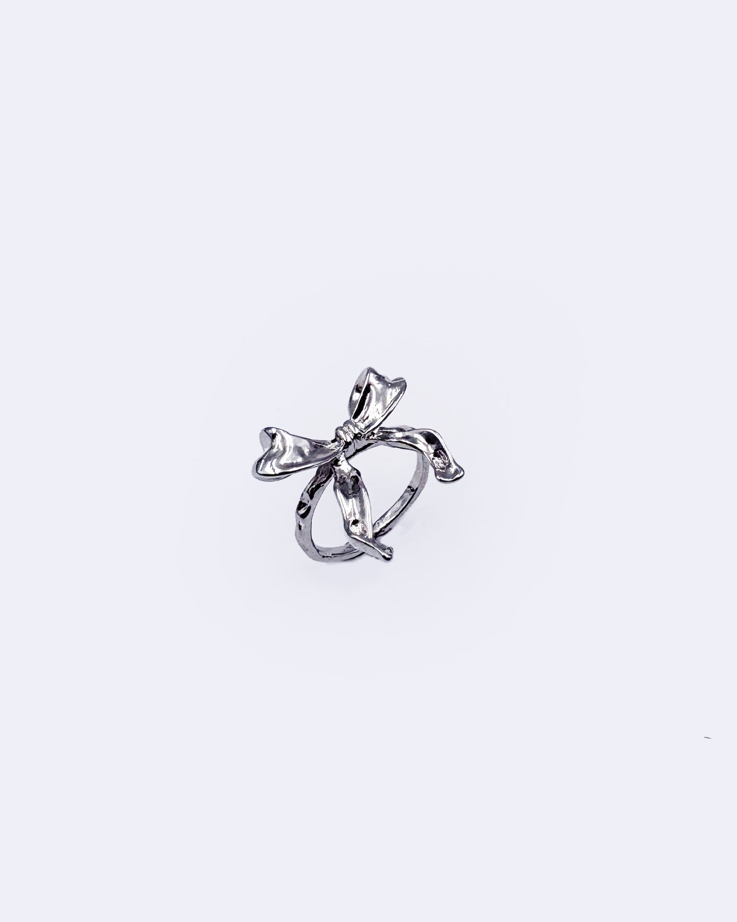 Velour Bow in White Gold