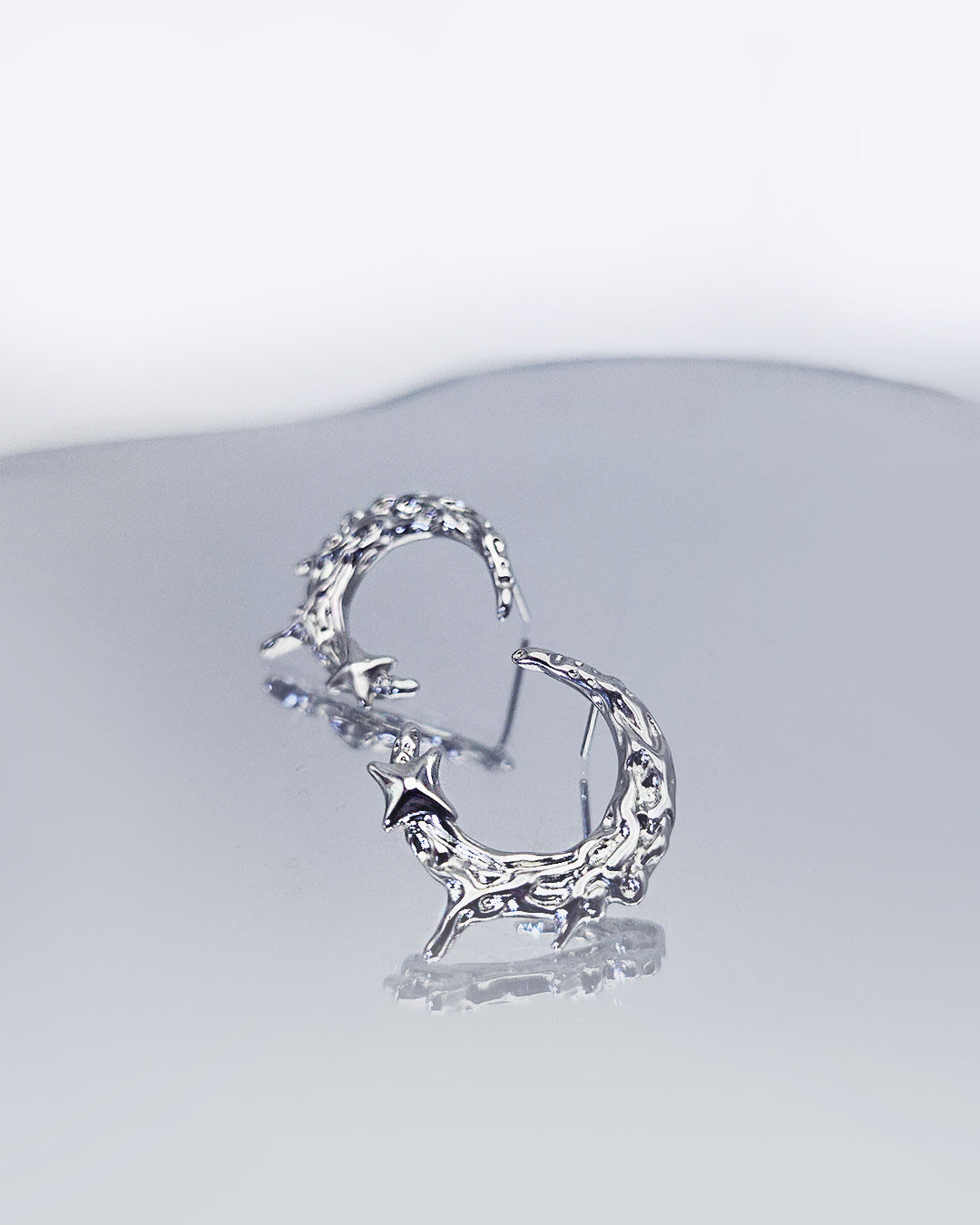 Lunar Veil