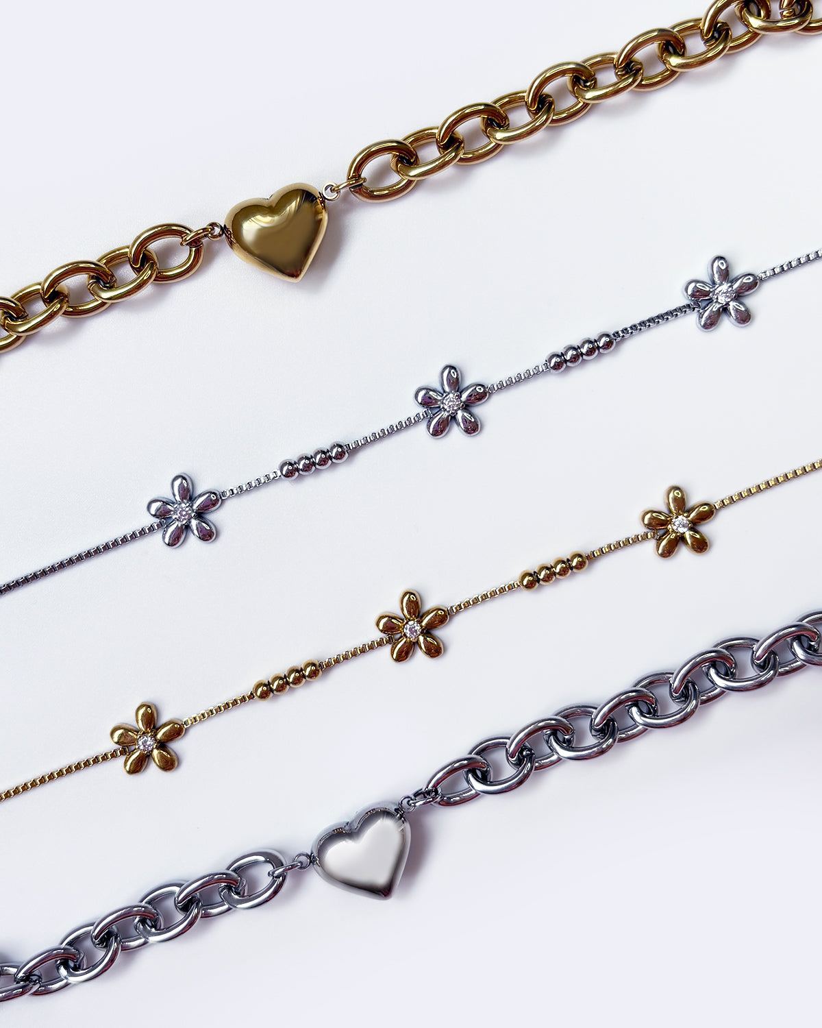 Heartbound Chain in White Gold