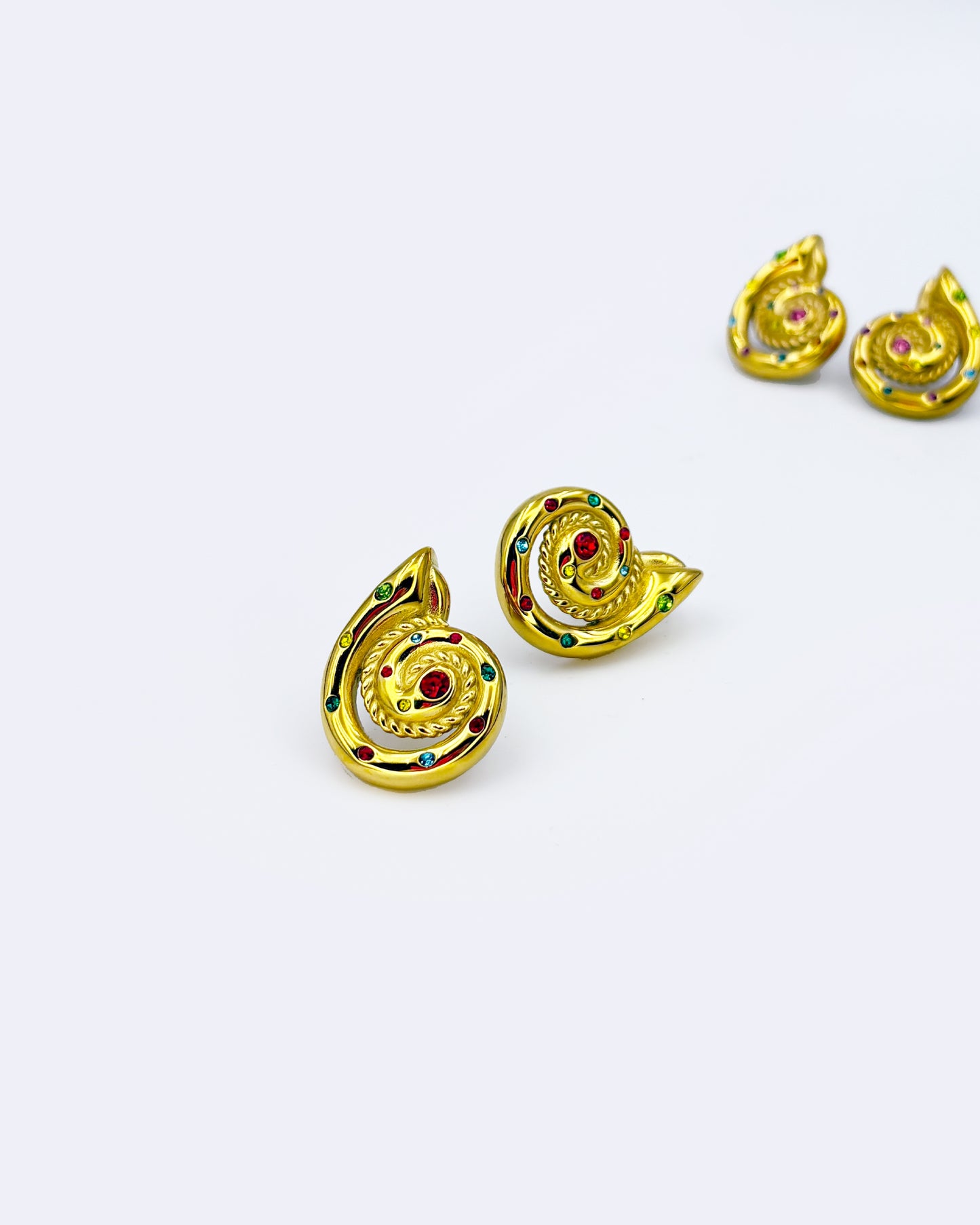 Coral Gems in Bold