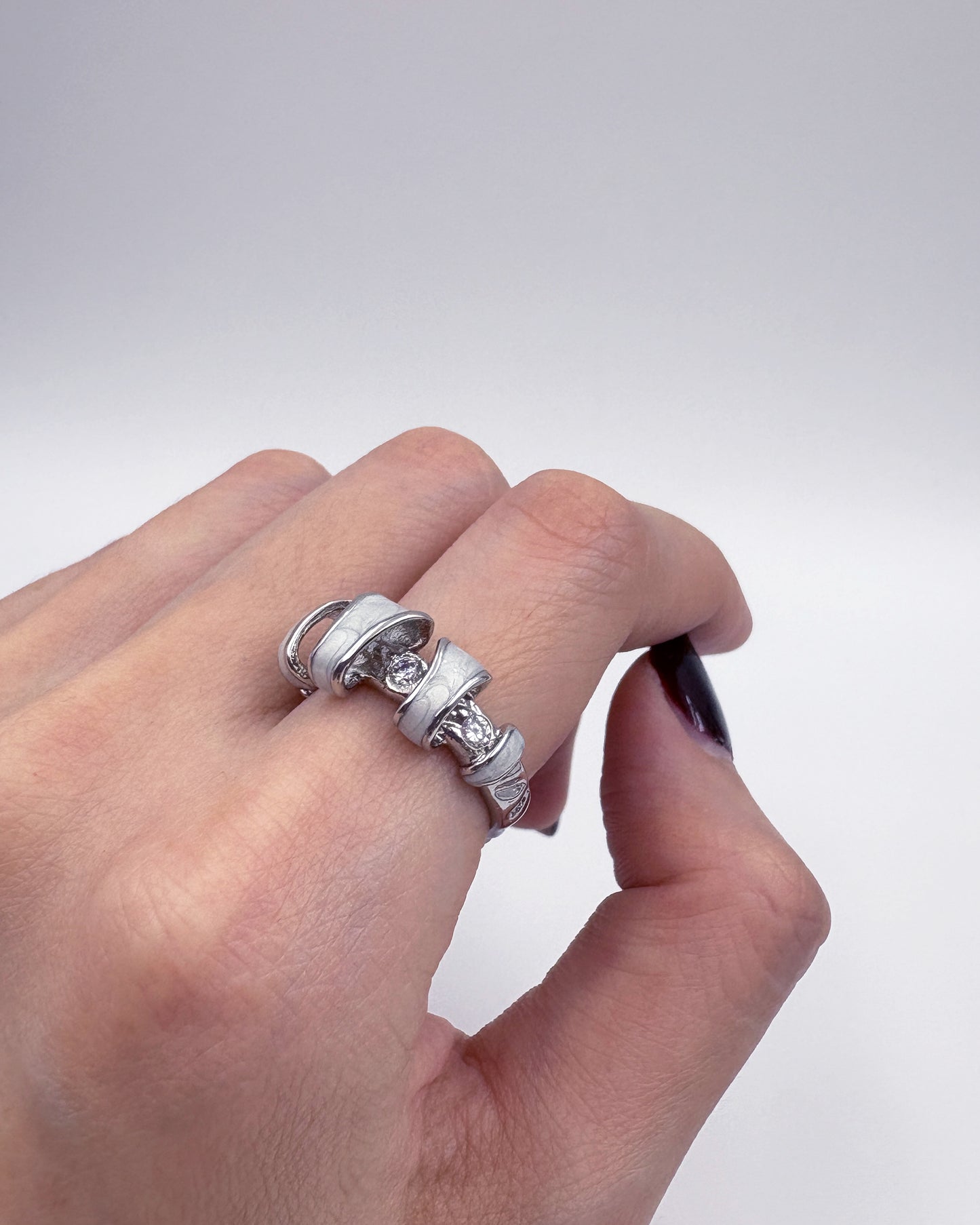 Lucid Helix Coil in White Swirls